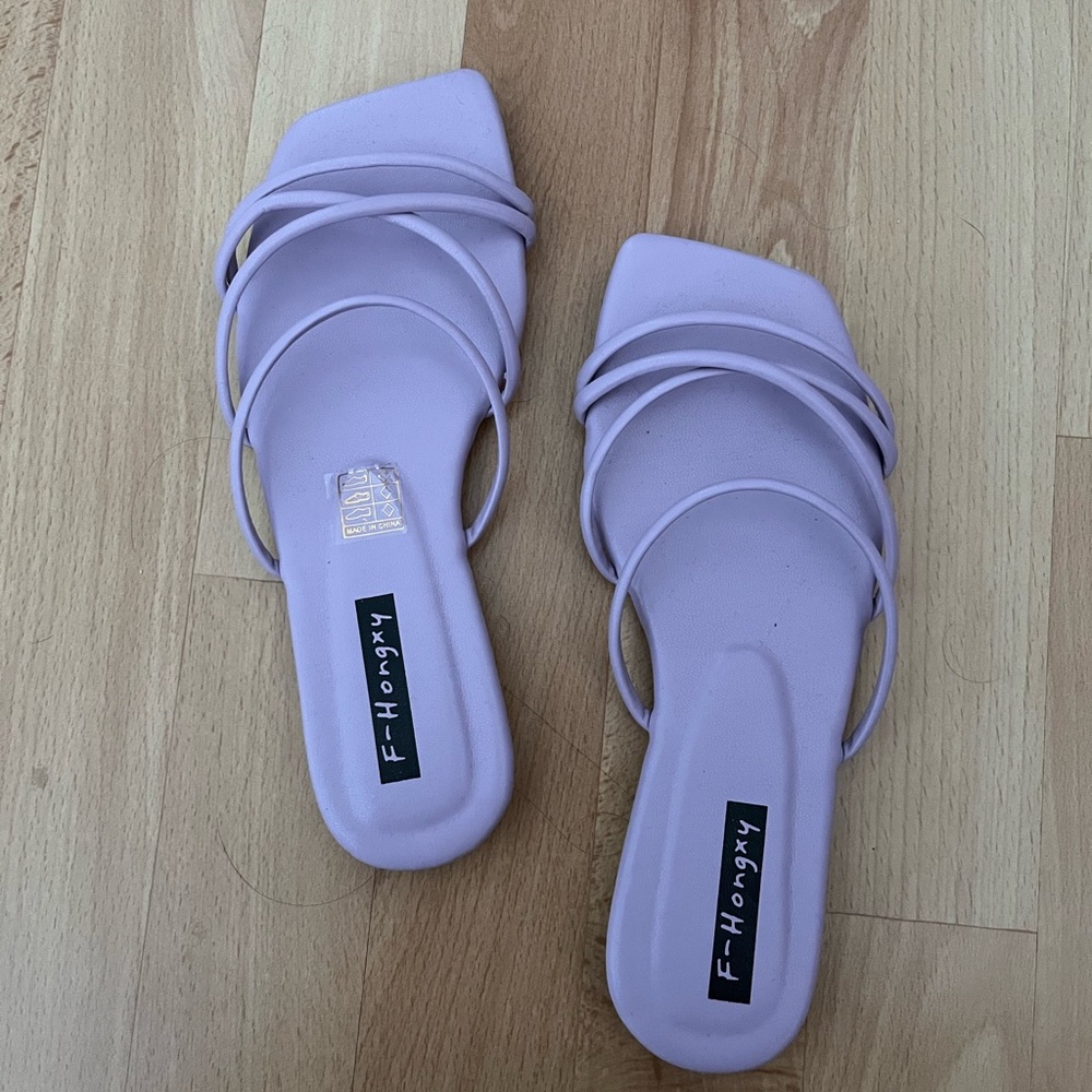 strappy sandals lilac